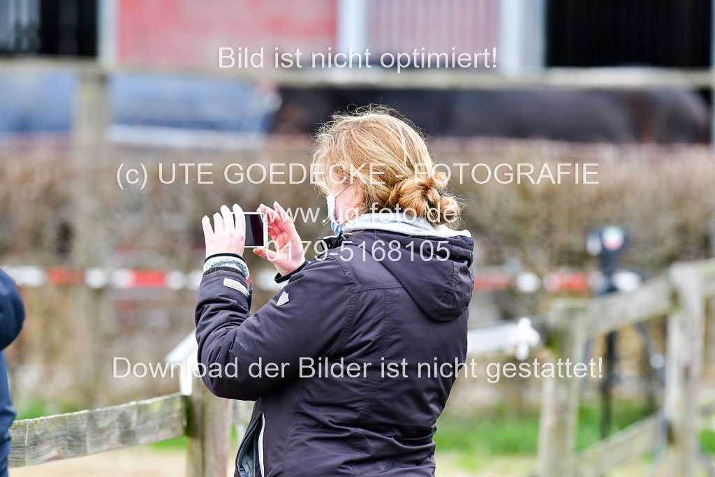 Reitsportzentrum Bremervörde 8.4.21 | 080421 Punktespring A _081