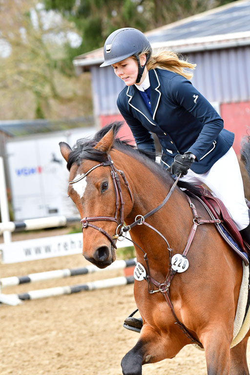 Reitsportzentrum Bremervörde 8.4.21 | 080421 Punktespring A JUN_154 