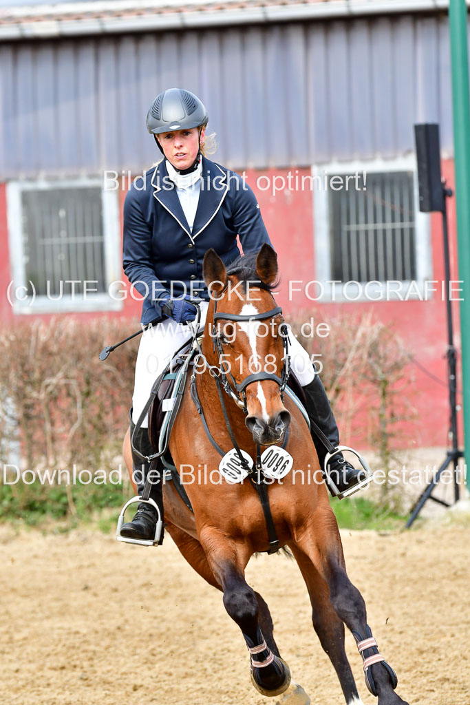 Reitsportzentrum Bremervörde 9.4.21 | 090421 Springen A1_136