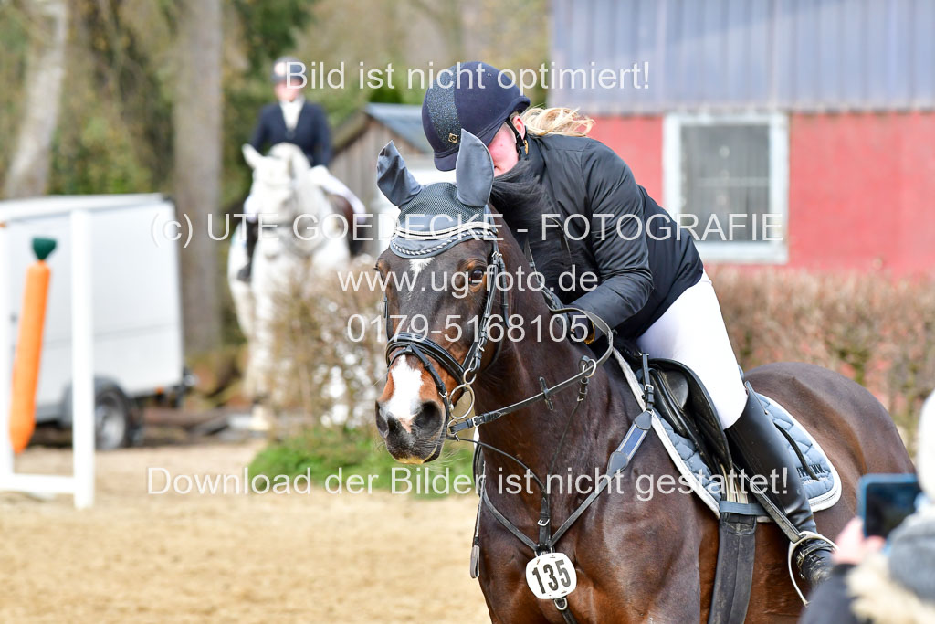 Reitsportzentrum Bremervörde 9.4.21 | 090421 Springen A1_151
