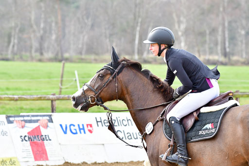 Reitsportzentrum Bremervörde  9.4.21 | 090421 Springen A1_224 