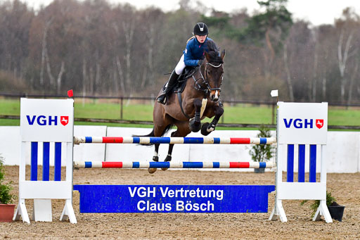 Reitsportzentrum Bremervörde 9.4.21 | 090421 Springen M_157 