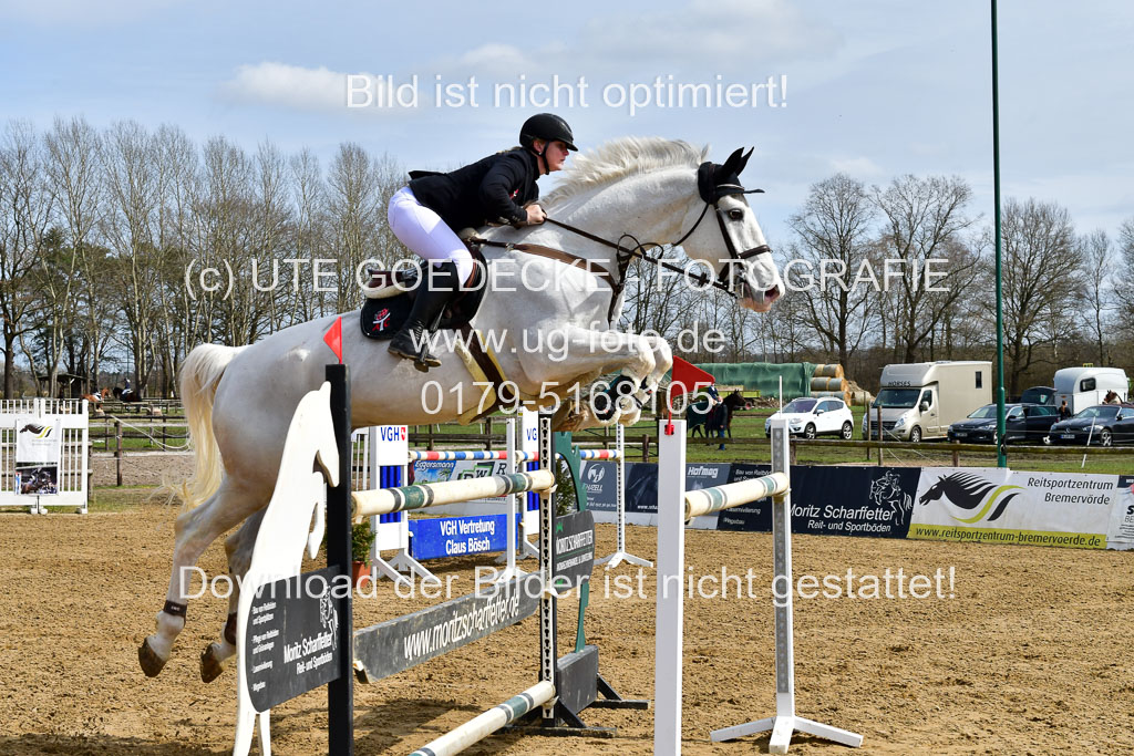 Reitsportzentrum Bremervörde 10.4.21 | 10421 Springen S+_44