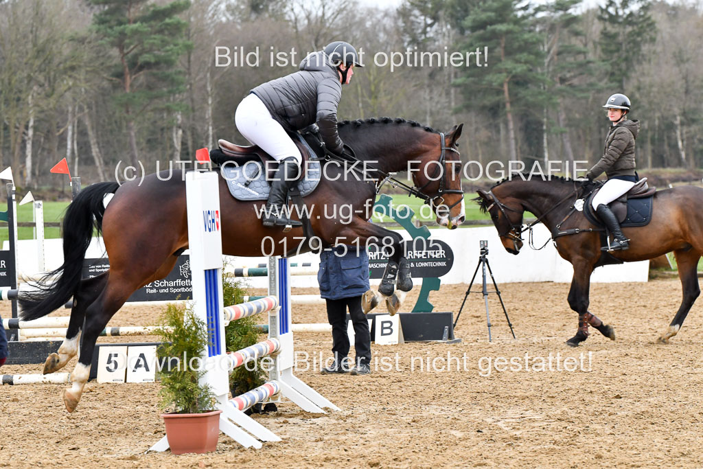 Reitsportzentrum Bremervörde | 070421 Springpferde A+_031