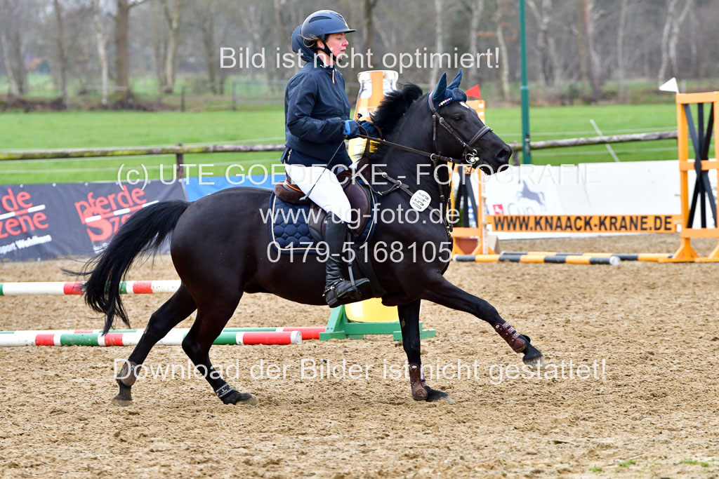 Reitsportzentrum Bremervörde | 070421 Springpferde A+_145