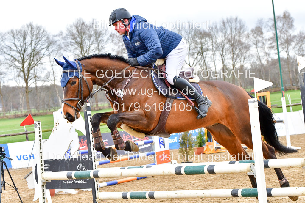 Reitsportzentrum Bremervörde | 070421 Springpferde A++_011