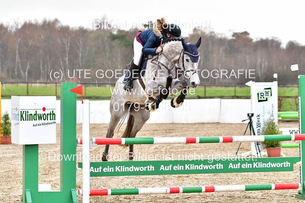 Reitsportzentrum Bremervörde | 070421 Springpferde L_002 