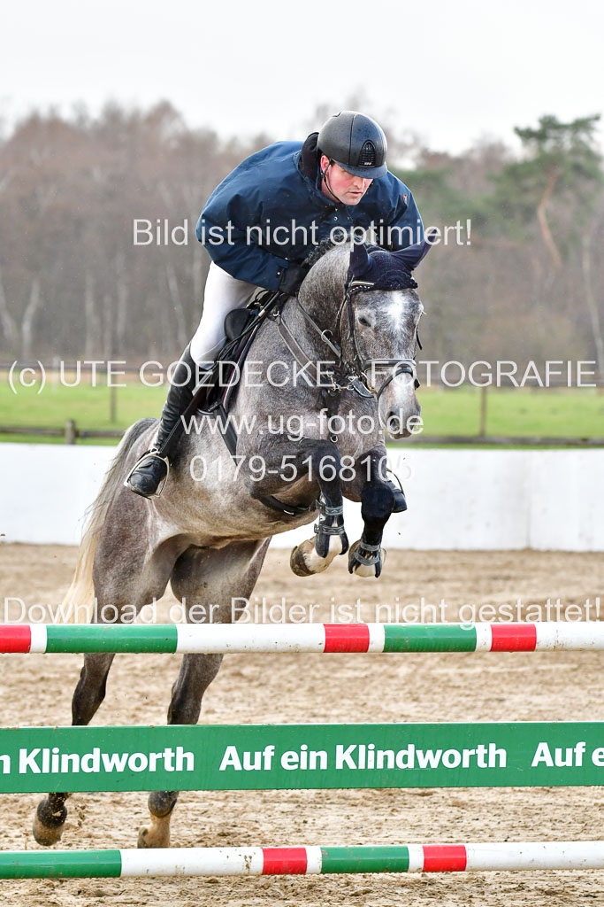 Reitsportzentrum Bremervörde | 070421 Springpferde L_037