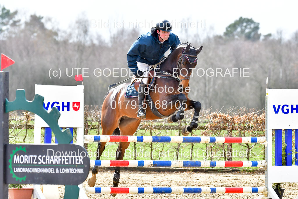 Reitsportzentrum Bremervörde | 070421 Springpferde L_134 