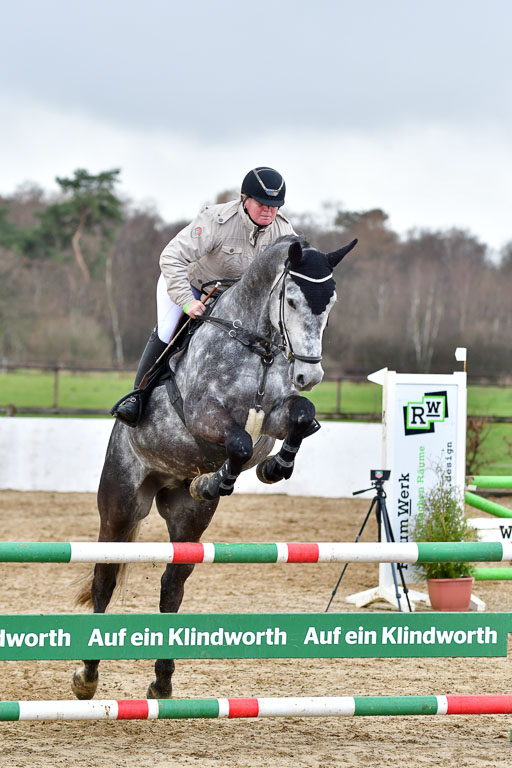 Reitsportzentrum Bremervörde | 070421 Springpferde L_079 
