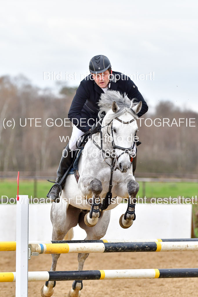 Reitsportzentrum Bremervörde | 080421 Springprfg L _140