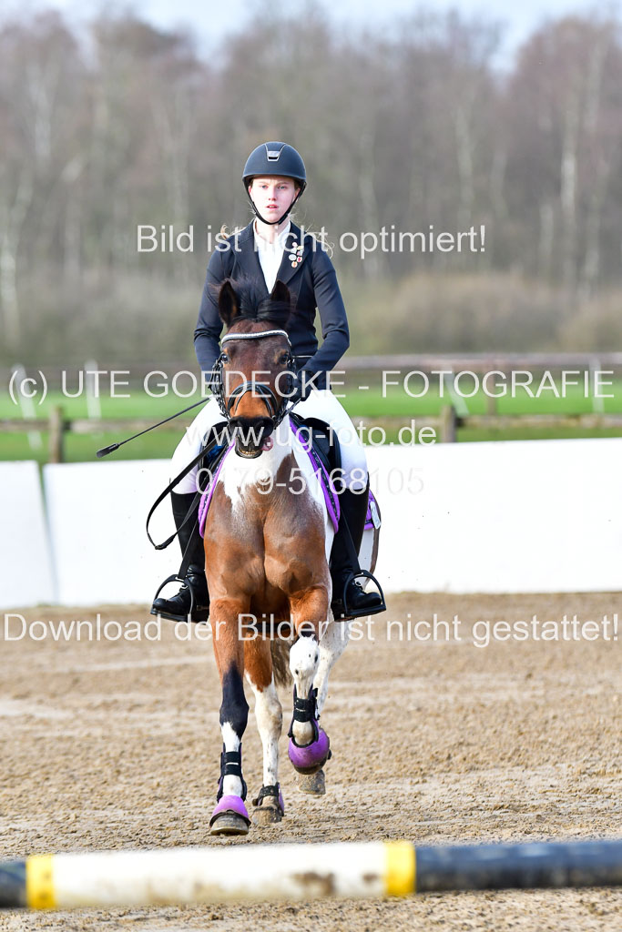 Reitsportzentrum Bremervörde 8.4.21 | 080421 STil A JUN_025