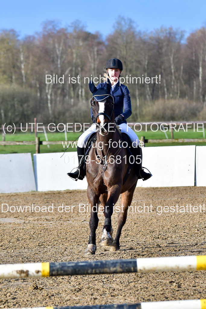 Reitsportzentrum Bremervörde 8.4.21 | 080421 STil A JUN_120