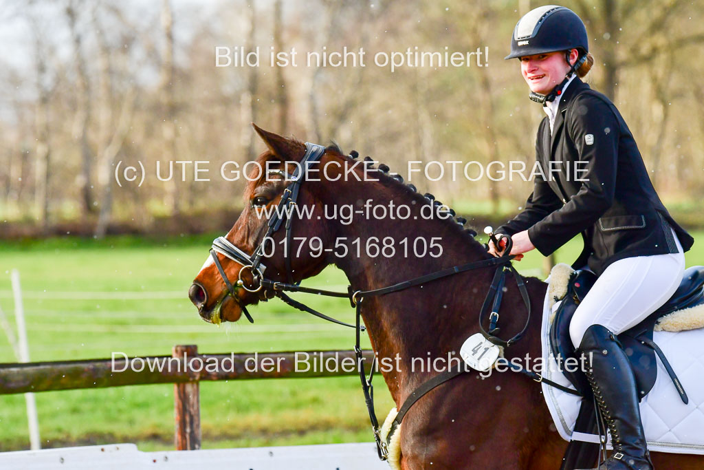 Reitsportzentrum Bremervörde 8.4.21 | 080421 STil A JUN_159