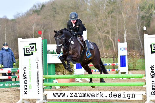 Reitsportzentrum Bremervörde 8.4.21 | 080421 STil A JUN_039 