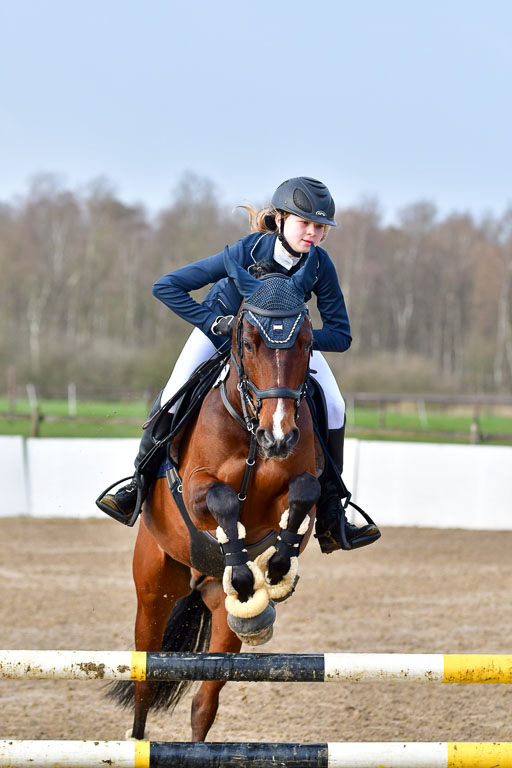 Reitsportzentrum Bremervörde 8.4.21 | 080421 STil A JUN_045 