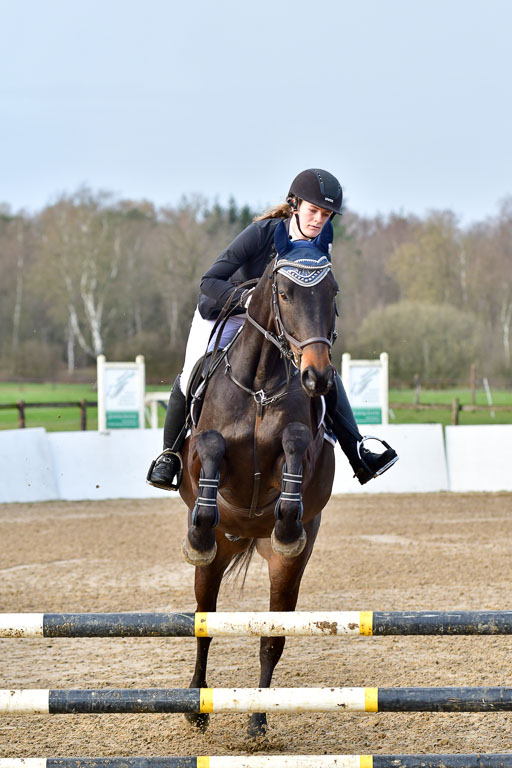 Reitsportzentrum Bremervörde 8.4.21 | 080421 STil A JUN_079 