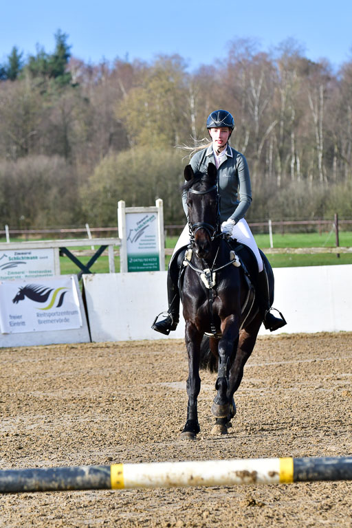 Reitsportzentrum Bremervörde 8.4.21 | 080421 STil A JUN_137 