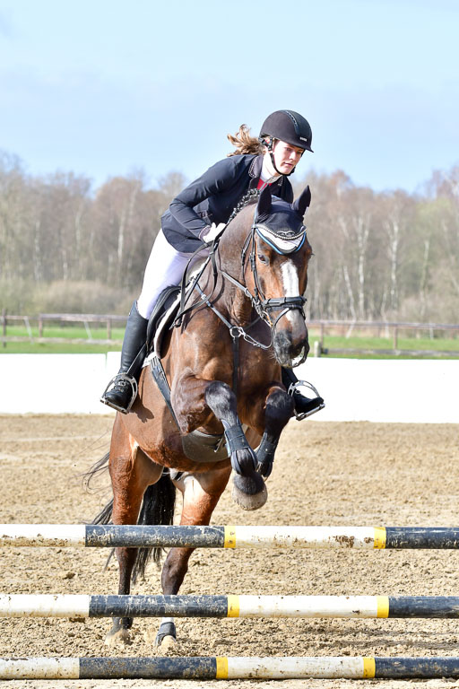 Reitsportzentrum Bremervörde 8.4.21 | 080421 STil A JUN_254 