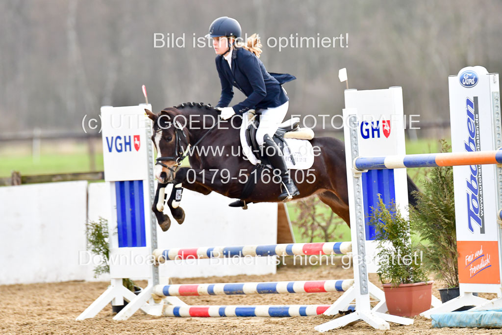 Reitsportzentrum Bremervörde 8.4.21 | 080421 Stilspring WB _003