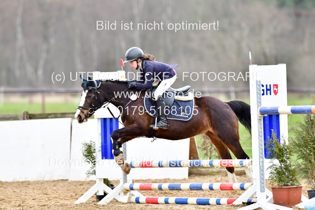 Reitsportzentrum Bremervörde 8.4.21 | 080421 Stilspring WB _151