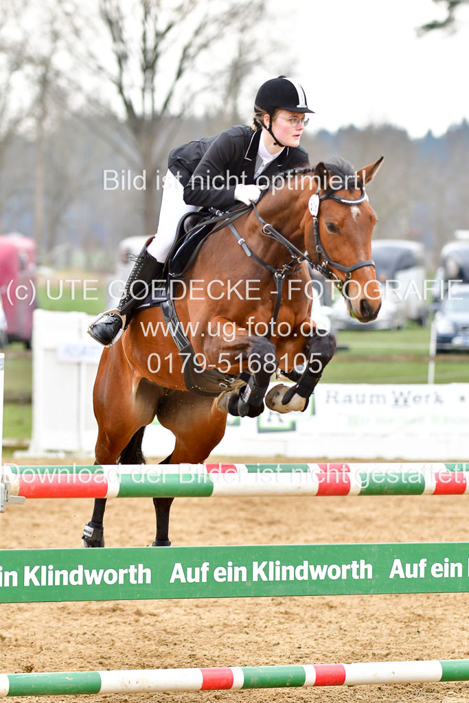 Reitsportzentrum Bremervörde 9.4.21 | 090421 Springen L_065 