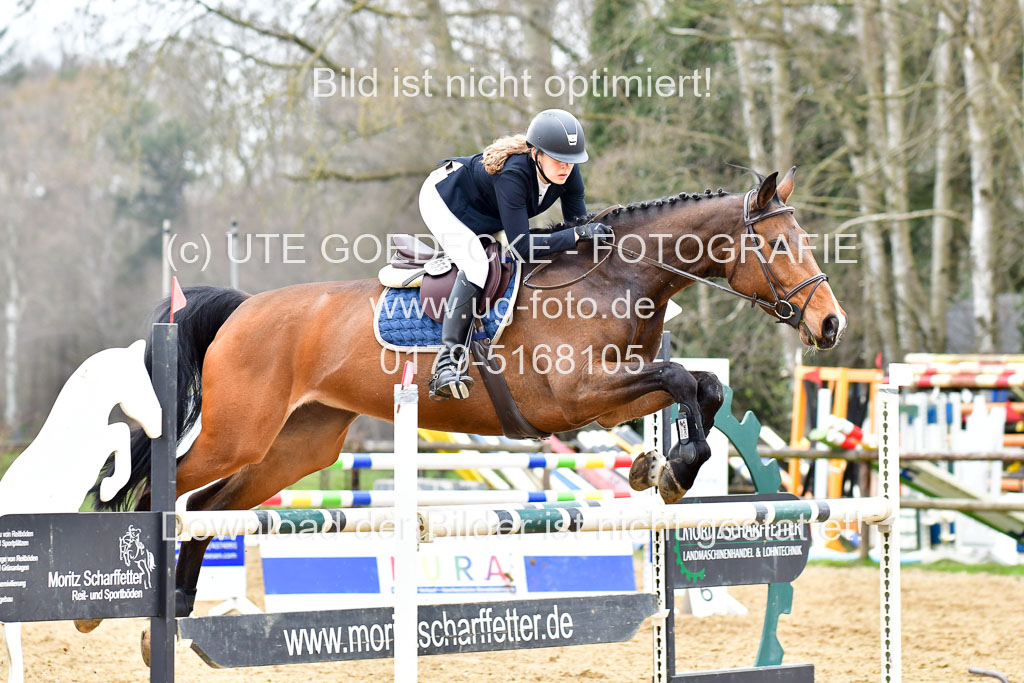 Reitsportzentrum Bremervörde 9.4.21 | 090421 Springen L_083