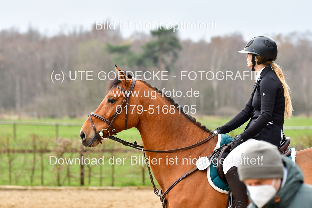 Reitsportzentrum Bremervörde 9.4.21 | 090421 Springen L_115