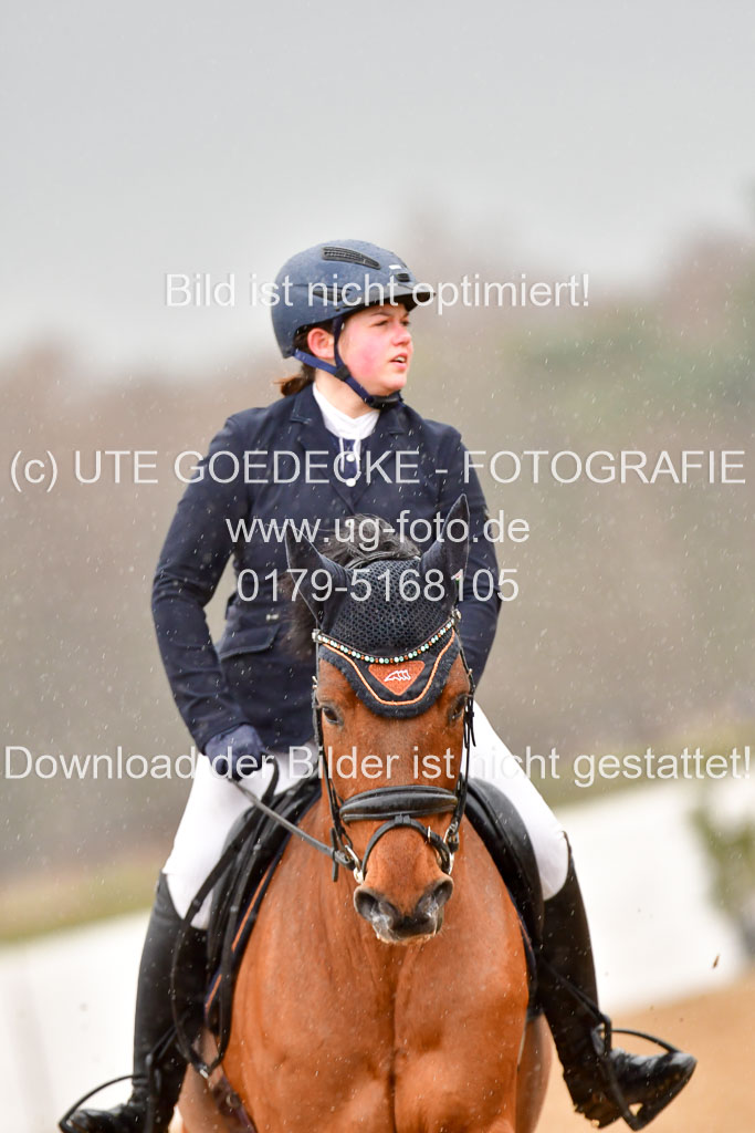 Reitsportzentrum Bremervörde 9.4.21 | 090421 Springen L_150