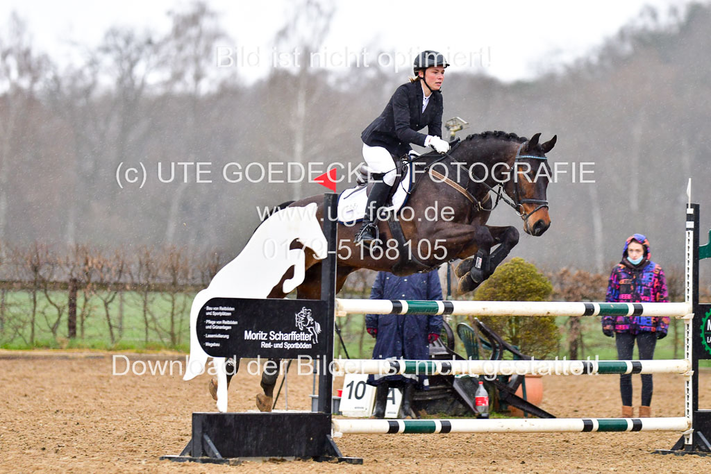 Reitsportzentrum Bremervörde 9.4.21 | 090421 Springen L_156