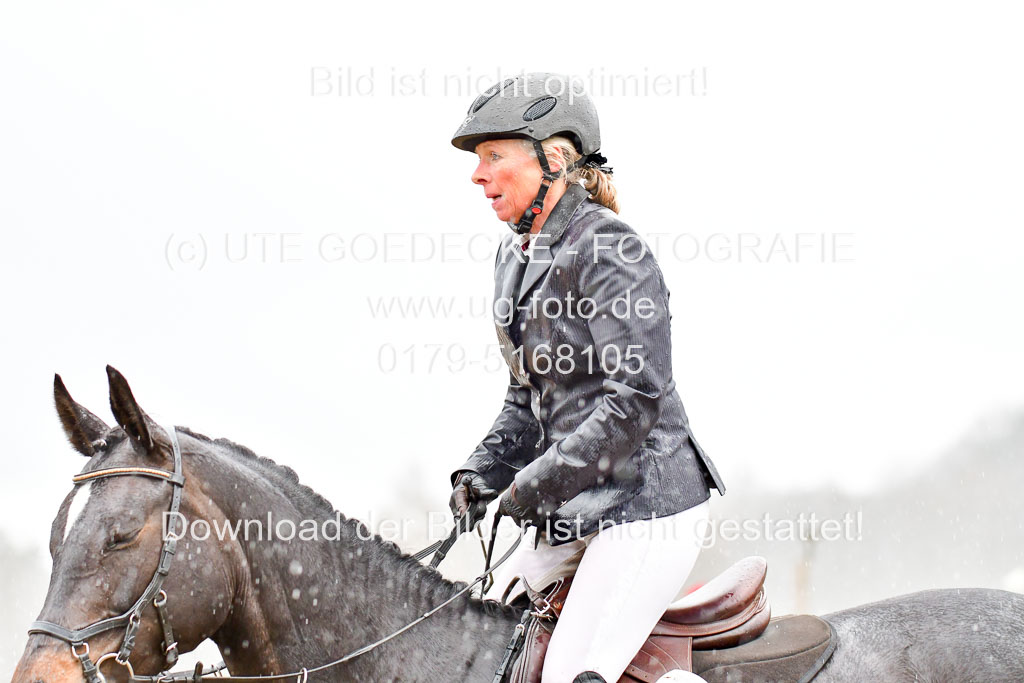 Reitsportzentrum Bremervörde 9.4.21 | 090421 Springen L_163