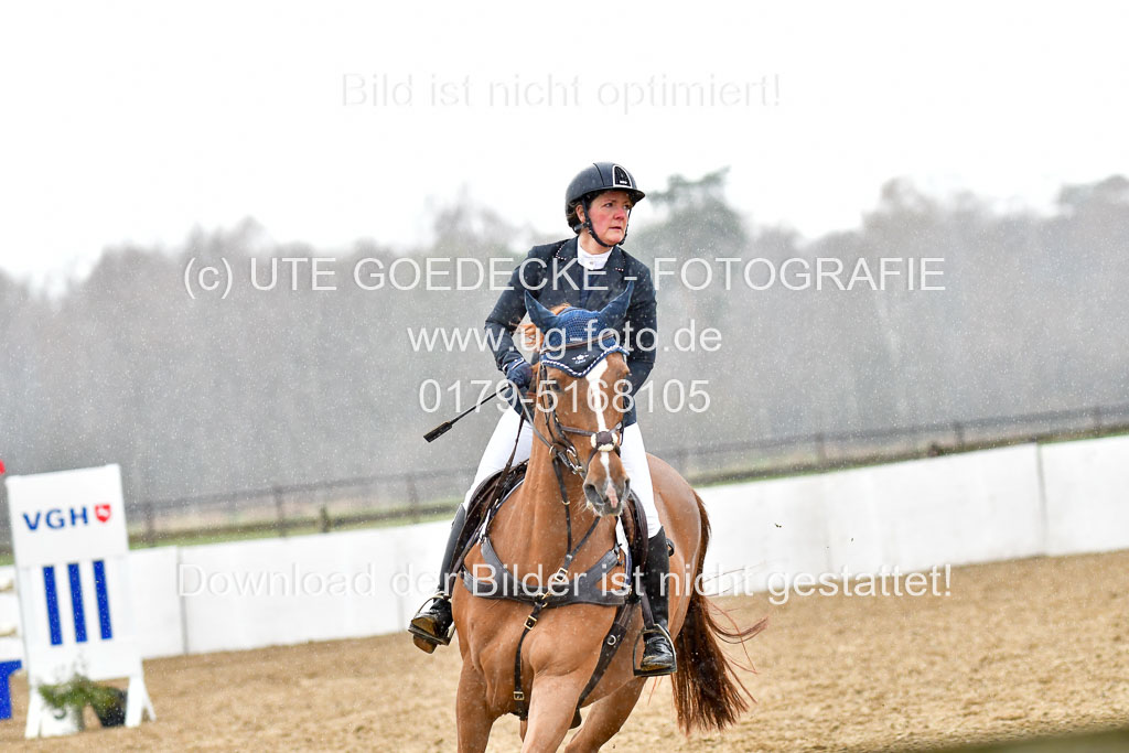 Reitsportzentrum Bremervörde 9.4.21 | 090421 Springen L_192