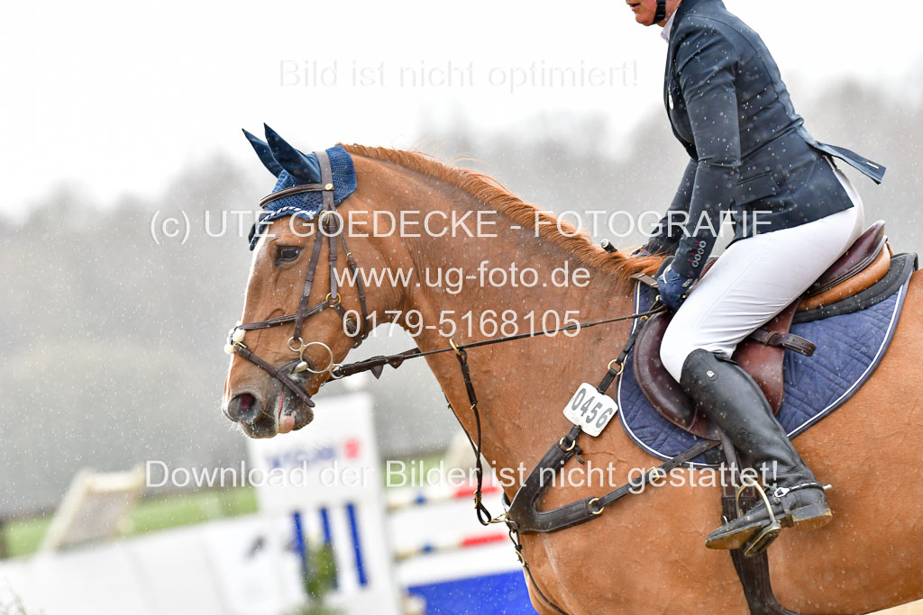 Reitsportzentrum Bremervörde 9.4.21 | 090421 Springen L_218