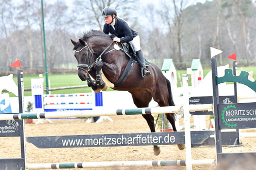 Reitsportzentrum Bremervörde 9.4.21 | 090421 Springen L_107 