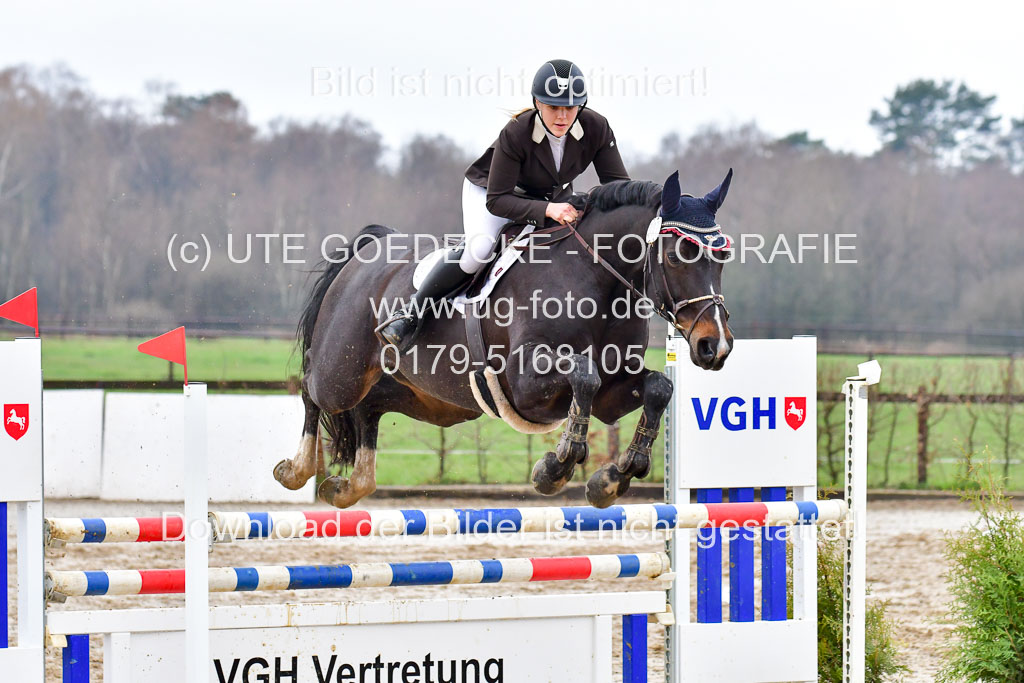 Reitsportzentrum Bremervörde 11.4.21 | 11421 VGH Einlaufprfg _039