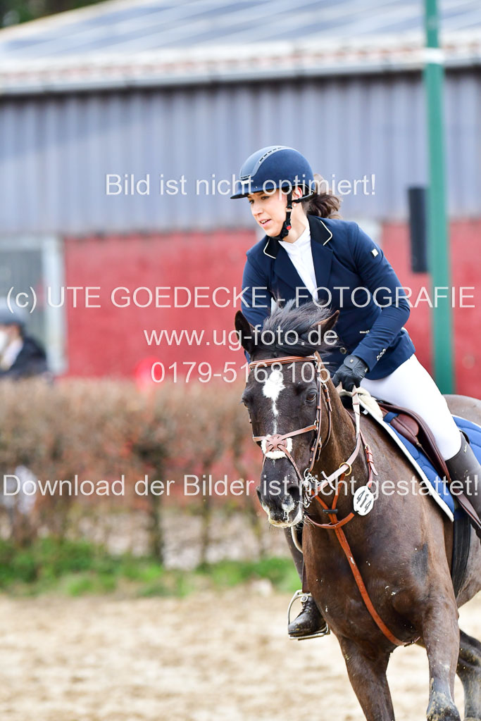 Reitsportzentrum Bremervörde 11.4.21 | 11421 VGH Einlaufprfg _130