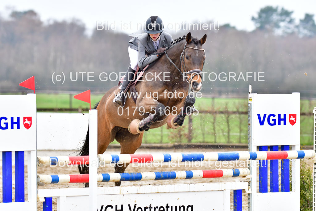 Reitsportzentrum Bremervörde 11.4.21 | 11421 VGH Einlaufprfg _131 