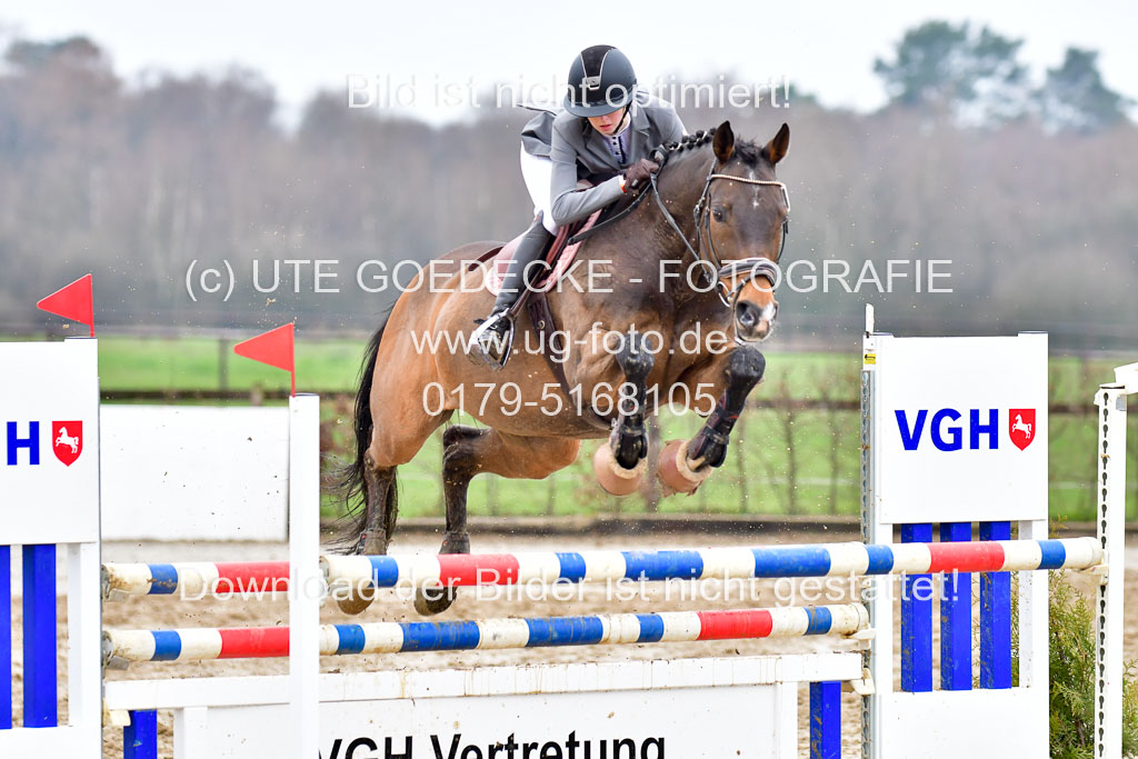 Reitsportzentrum Bremervörde 11.4.21 | 11421 VGH Einlaufprfg _132