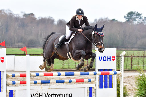 Reitsportzentrum Bremervörde 11.4.21 | 11421 VGH Einlaufprfg _039 