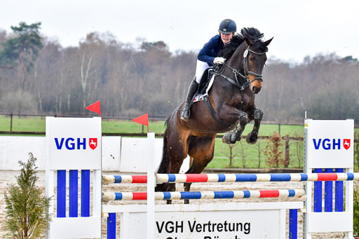 Reitsportzentrum Bremervörde 11.4.21 | 11421 VGH Einlaufprfg _046 