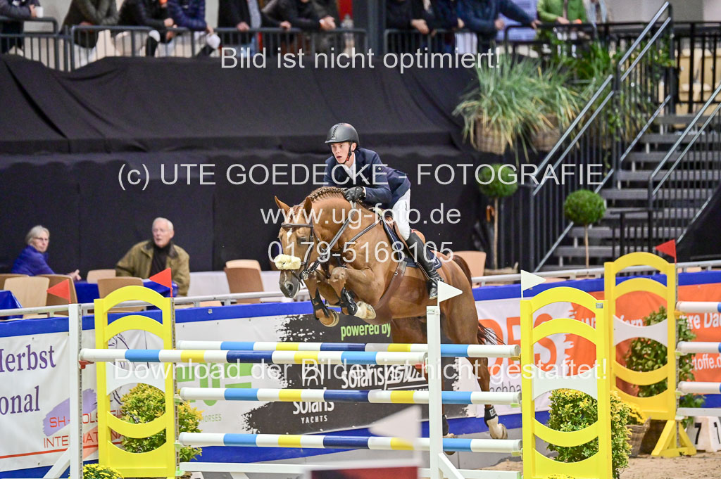 SH Holstein International 21-24.10.2021 Neumünster | Ahlmann, Hannrs - Baloucan_1