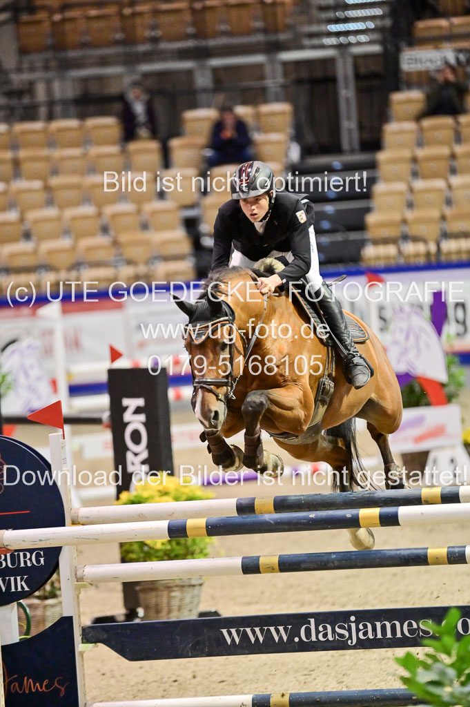 SH Holstein International 21-24.10.2021 Neumünster | Rüder, Matthies - Chicago M_1
