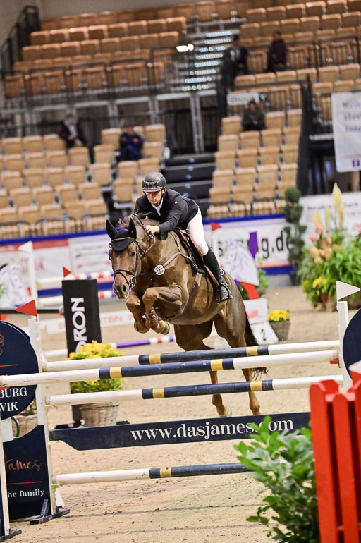 SH Holstein International  21-24.10.2021 Neumünster | Flücken, Gerrit - Caran D'arche 