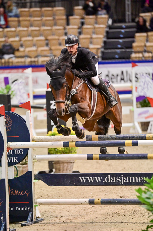 SH Holstein International  21-24.10.2021 Neumünster | Hünicke, Sven gero - Carat vom Petersberg_1 