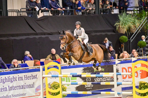 SH Holstein International  21-24.10.2021 Neumünster | Krenzel, Ellen - Constanzenhofs barcley_1 