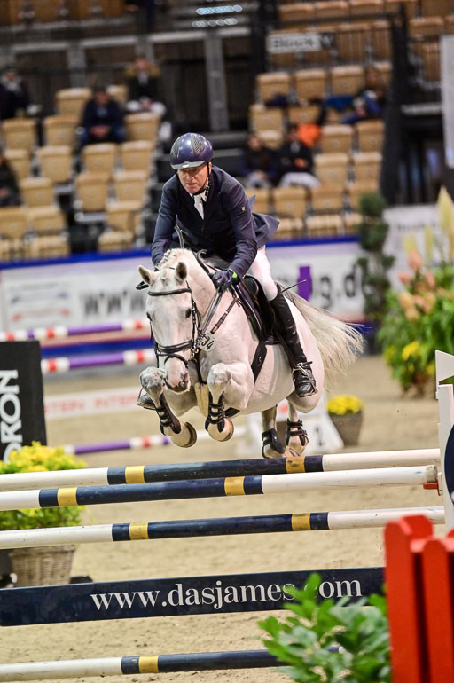 SH Holstein International  21-24.10.2021 Neumünster | Thomsen, Peter Jacob - Clooney_01 