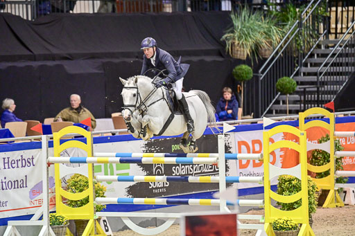 SH Holstein International  21-24.10.2021 Neumünster | Thomsen, Peter Jacob - Clooney_06 