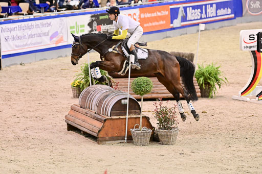  | Benitez Valle, Esteban - Escada 