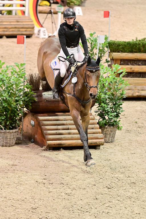  | Knüppel, Hanna - Carismao_08 