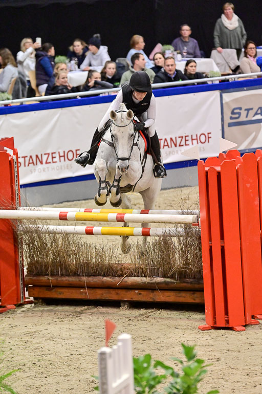  | Labes, Sabrina - Buttereblume_17 